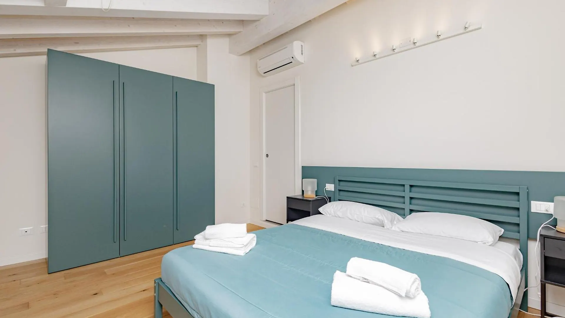 Flo Suite Six 6 Bergame Italie